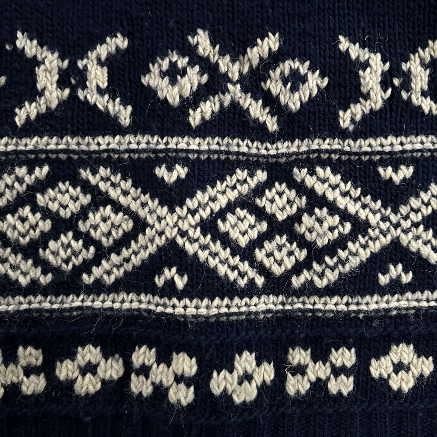 Ralph Lauren VINTAGE Ralph Lauren Womens Sweater Blue Size Large Snowflake 1995 Wool Alpaca Pullover KnIT Womens/Large/Blue Snowflake Vintage 1995 Wool Alpaca Size L / US 10 / IT 46 - 7 Thumbnail