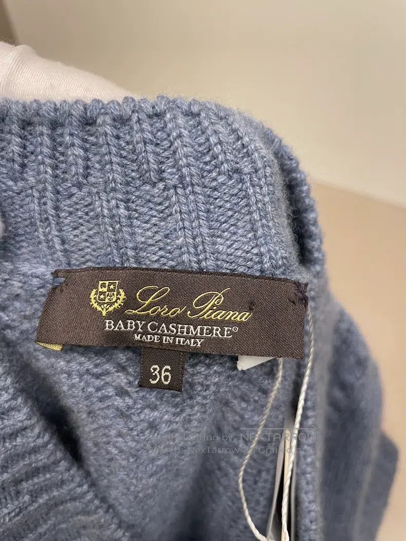 Loro Piana Loro Piana Mist Blue Baby Cashmere V-Neck Sweater Size XXS / US 00 / IT 34 - 3 Thumbnail