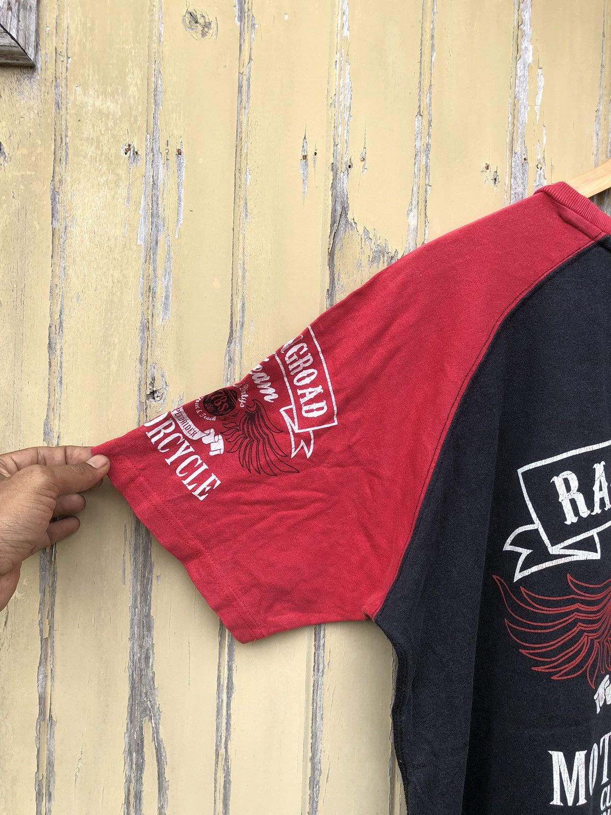 Harley Davidson × Japanese Brand × Vintage Vintage Thruxton Racingroad Motorcycle Team Old Dirty Tee Size US L / EU 52-54 / 3 - 7 Thumbnail
