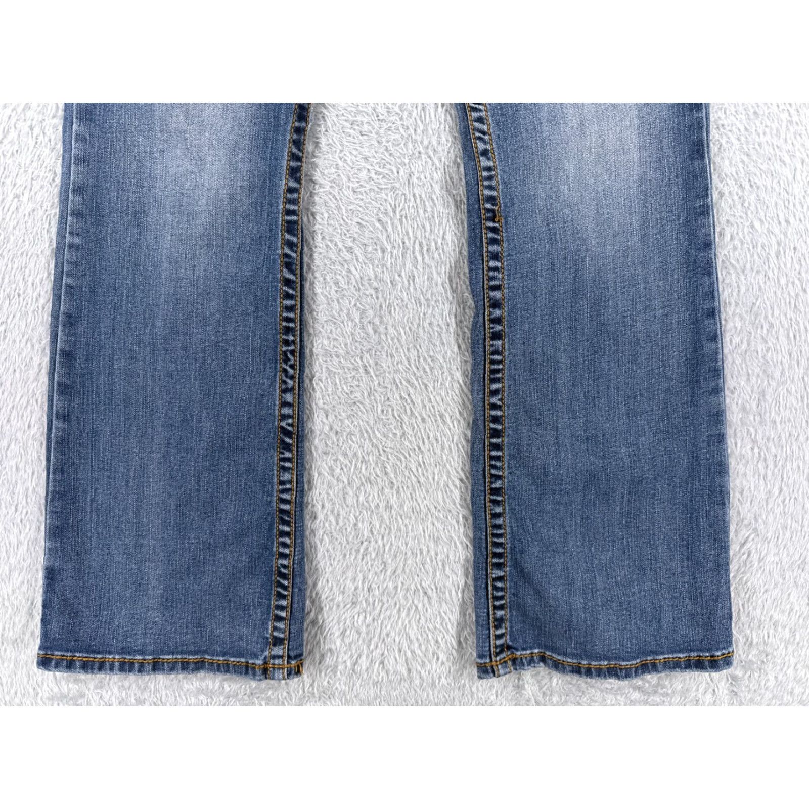 Vintage Shyanne Jeans Women Bootcut 32 Blue Denim Embroidered Southwest 31x29 Stretch Medium Size 24" / US 00 / IT 34 - 2 Thumbnail