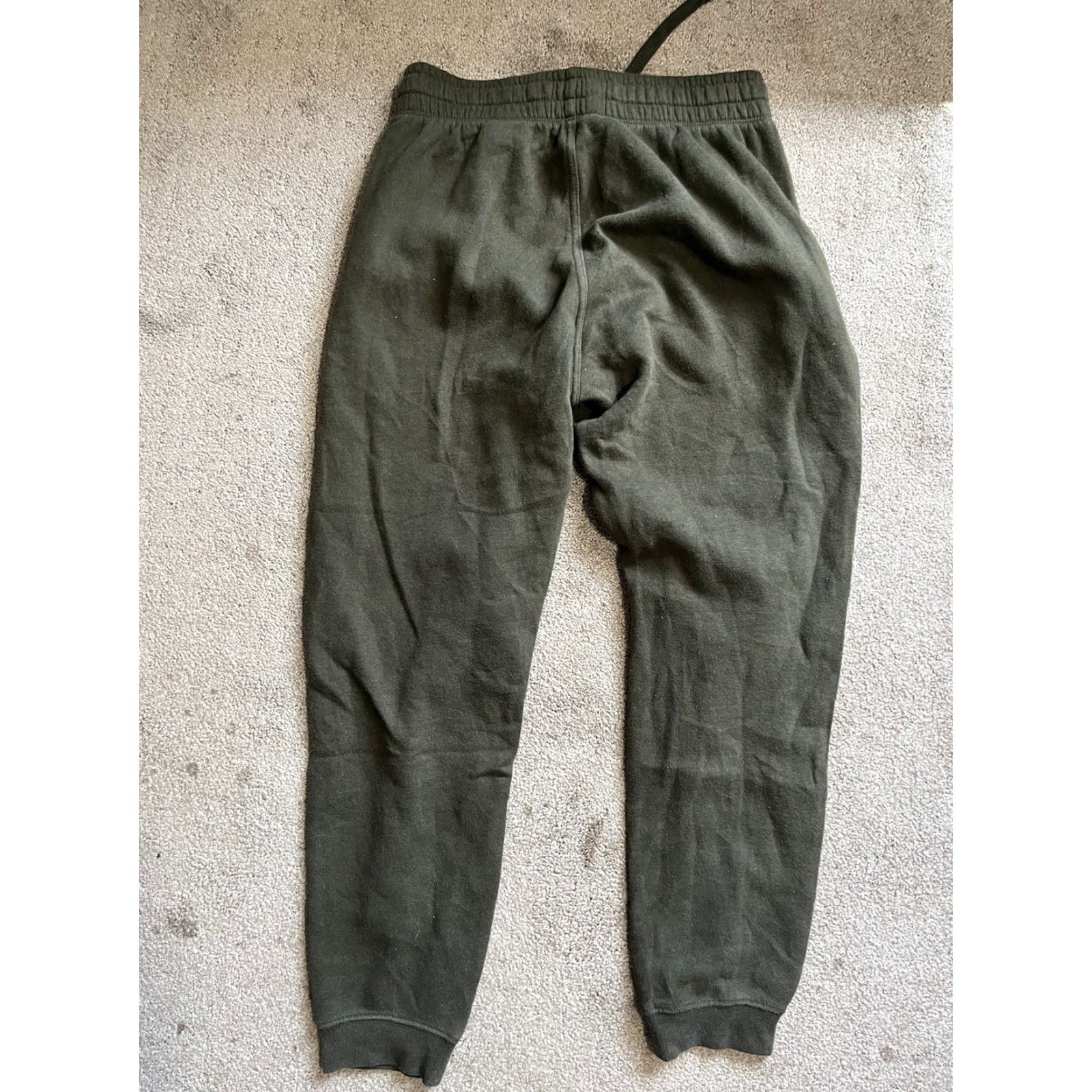 H&M H&M Sweatpants Slim Regular Fit Green Solid Joggers Pants Men S Regular Size Green Sweatpants Slimming Activewear Mens Size US 29 - 3 Thumbnail