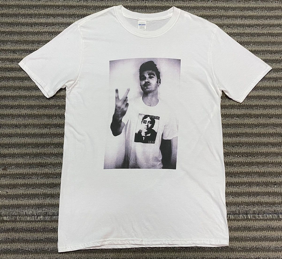 Band Tees MORISSEY Smith Is Dead T-Shirt Size US L / EU 52-54 / 3 - 1 Thumbnail