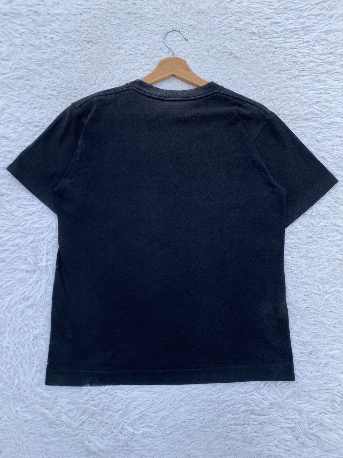 Bape Rare Vintage 2000s BAPE A Bathing Ape Rainbow Tshirt Size US S / EU 44-46 / 1 - 17 Thumbnail