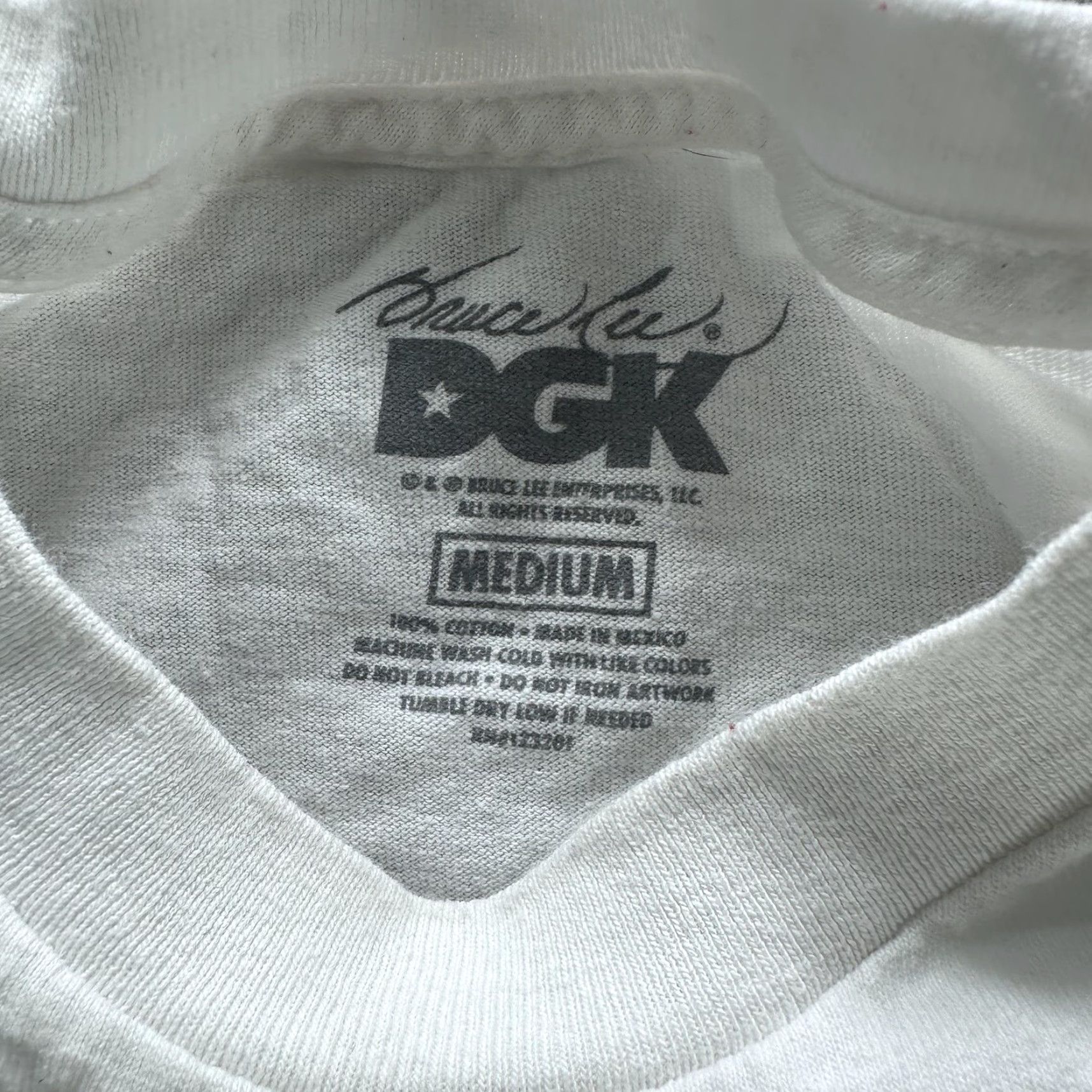 DGK DGK Bruce Lee Shirt Mens Medium White Graphic Print Tee Be Like Water Quote Crew Neck Short Sleeve Skate Shirt Size US M / EU 48-50 / 2 - 3 Thumbnail