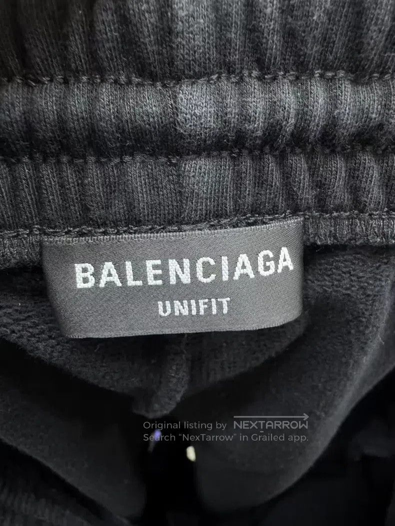 Balenciaga Balenciaga size L short pants Size US 27 - 5 Thumbnail