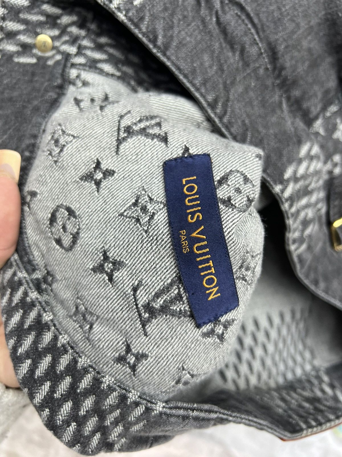 Louis Vuitton Louis Vuitton x Nigo Giant Damier Denim Jacket Size US M / EU 48-50 / 2 - 13 Thumbnail