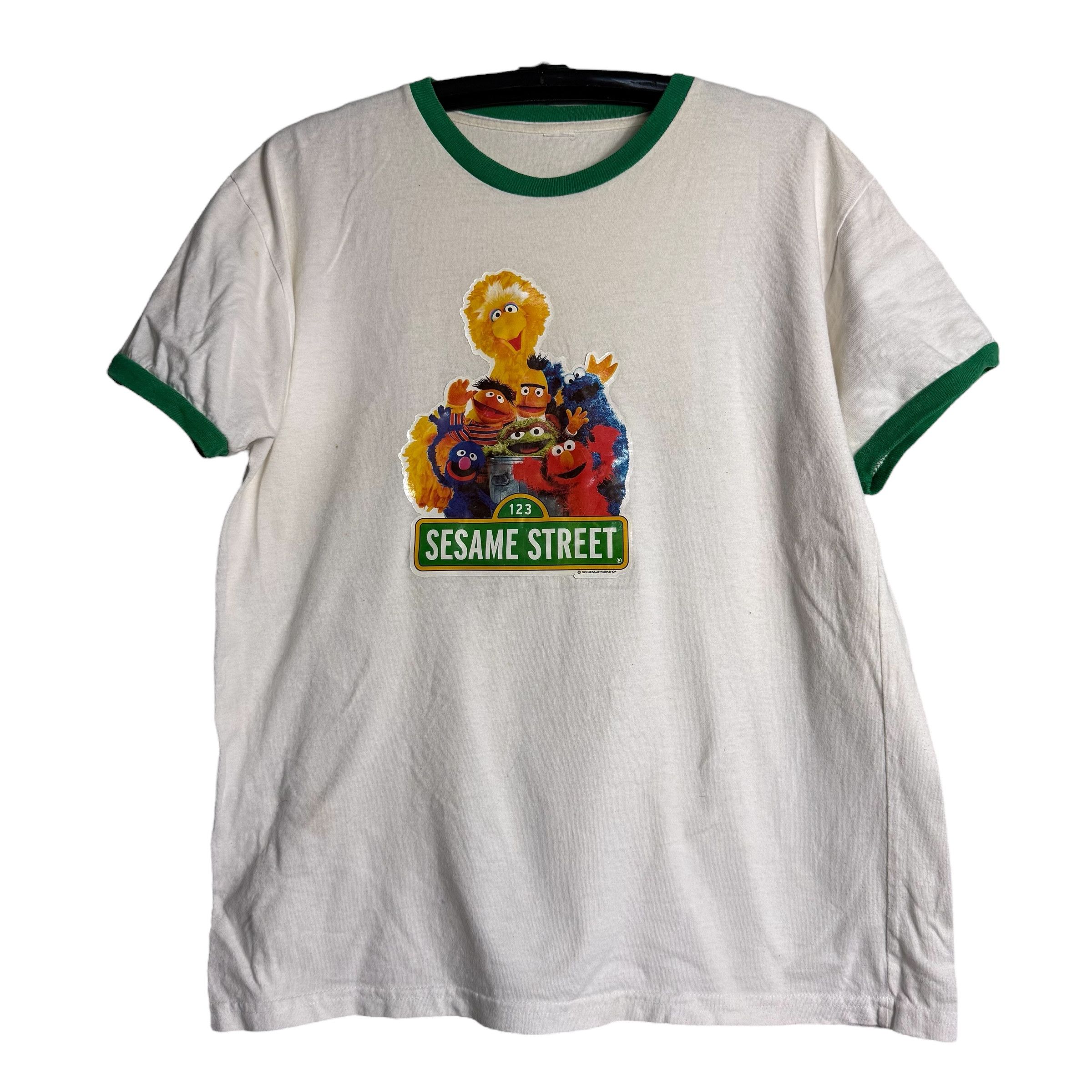 Cartoon Network 🔥RARE🔥Vintage 2002 Sesame Street Iron On Ringer T-shirt Size US L / EU 52-54 / 3 - 1 Thumbnail