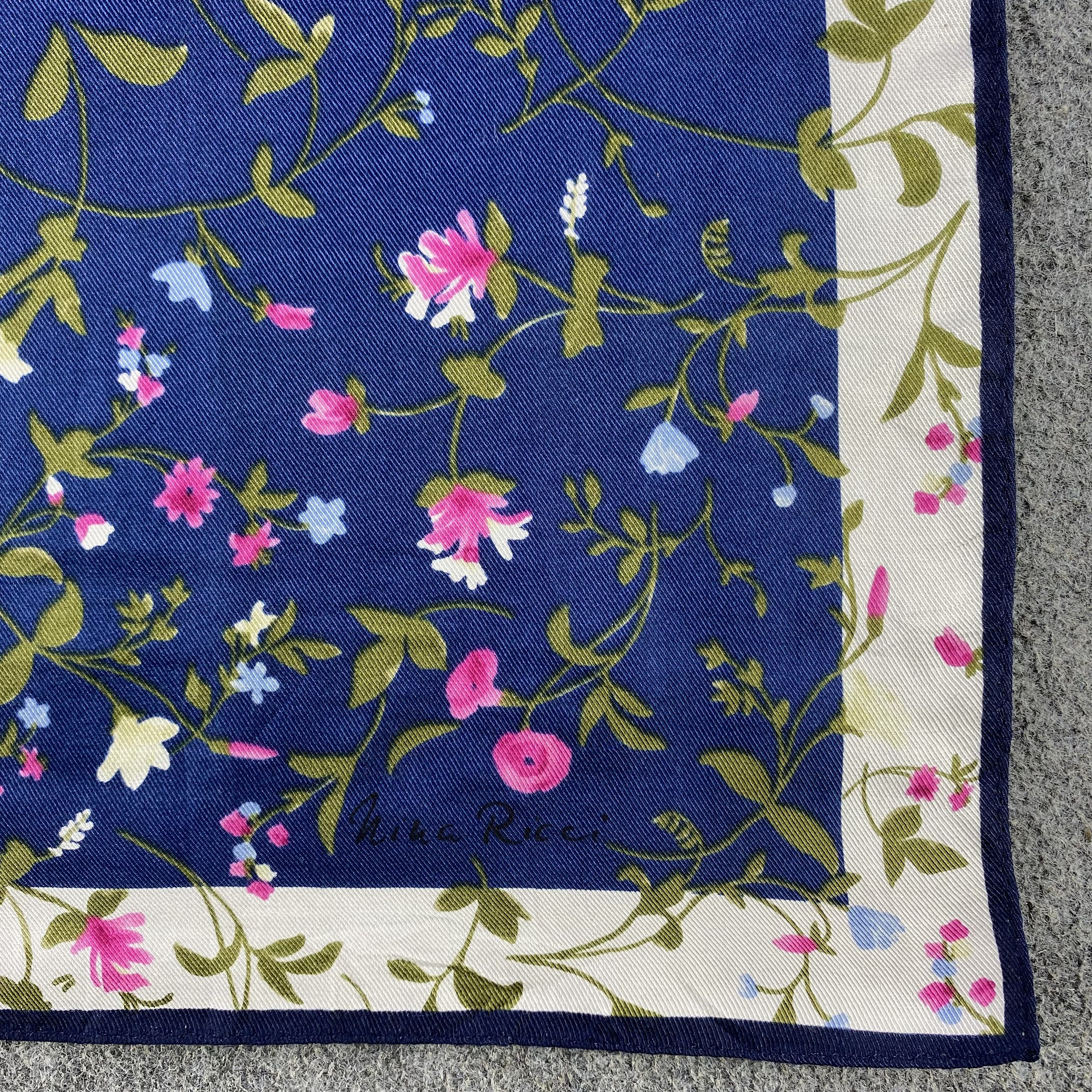 Nina Ricci Nina Ricci Handkerchief/Neckerchief/Bandana HC719 Size ONE SIZE - 3 Thumbnail