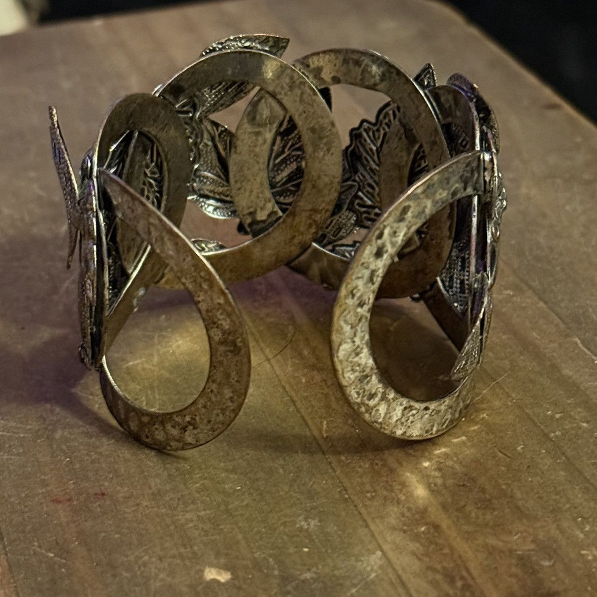 Other Chunky silver tone overlapping leaves cuff bangle bracelet Size ONE SIZE - 5 Thumbnail