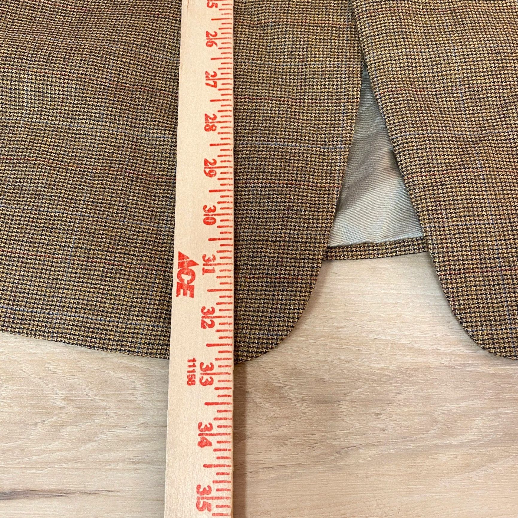 Hart Schaffner Marx Hart Schaffner Marx Sport Coat Mens 42R Brown Blazer Wool Blend Tweed Check Wool Blazer 42R Mens Business Casual Suit Jacket Coat Size 42R - 7 Thumbnail