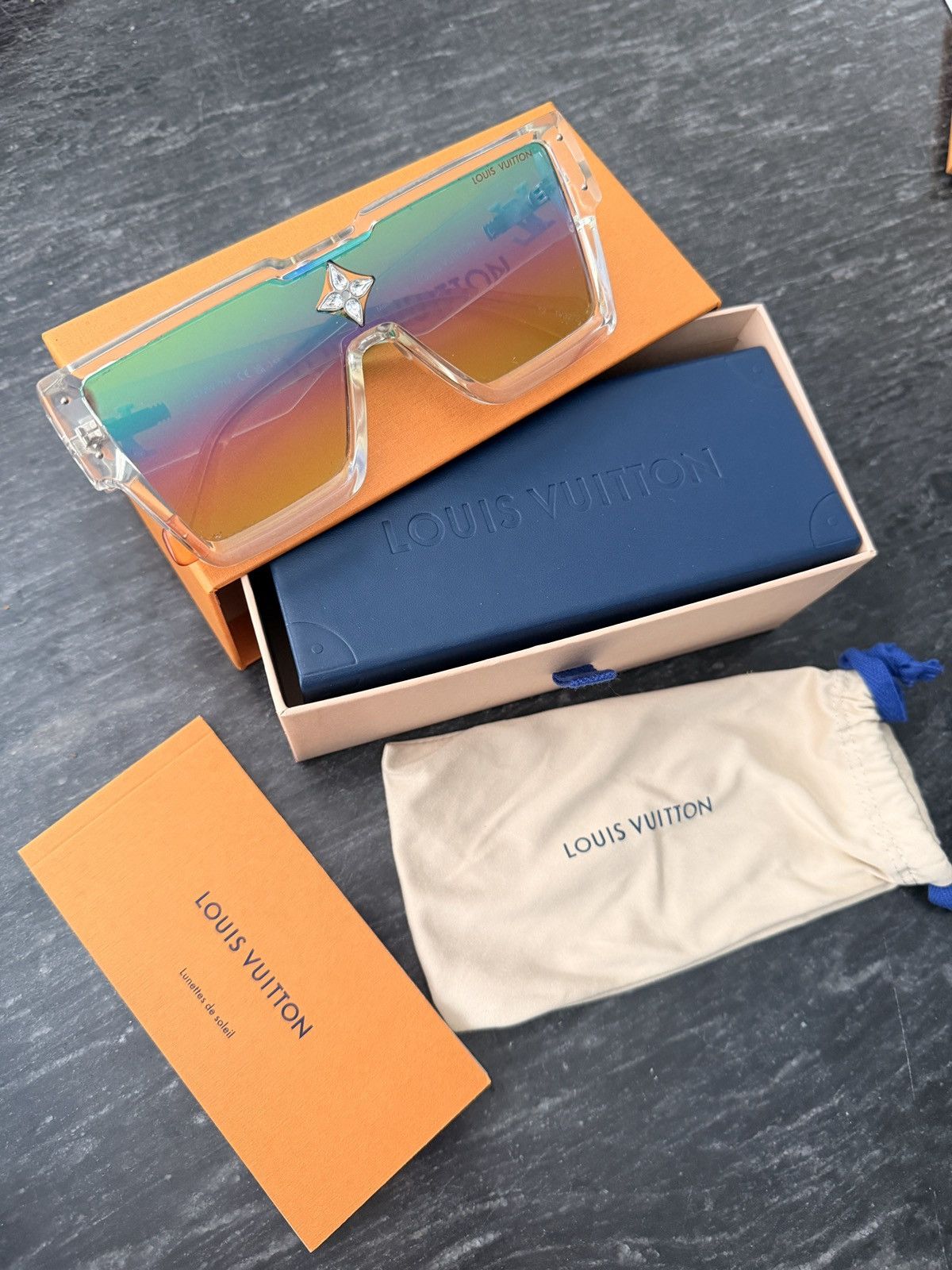 Louis Vuitton Louis Vuitton Clear Frame cyclone Sunglasses - multicolored Size ONE SIZE - 3 Thumbnail