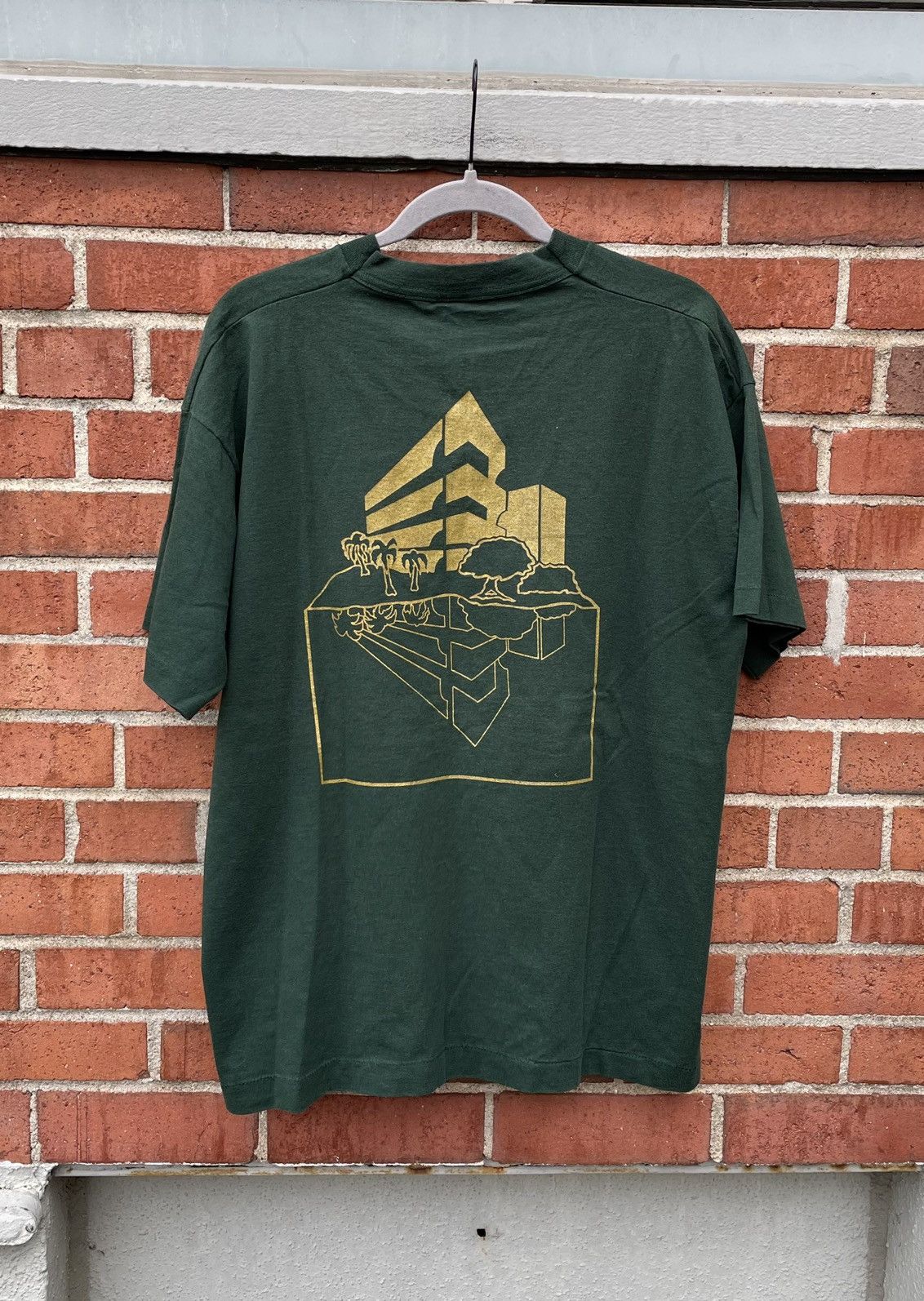 Fruit Of The Loom 90s FOTL University Of Miami School Of Business Admin tee Size US XL / EU 56 / 4 - 5 Thumbnail
