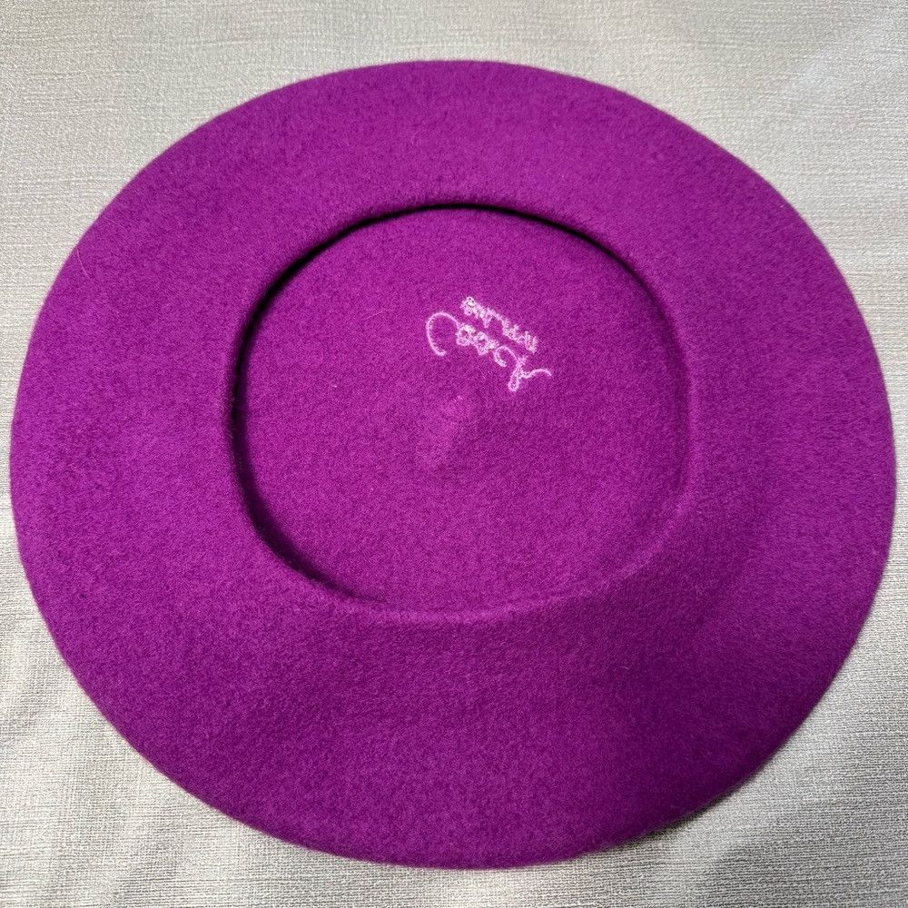 Coach NWT New Coach 100% Lambs Wool Amethyst Purple Beret Size M/ Size ONE SIZE - 3 Thumbnail