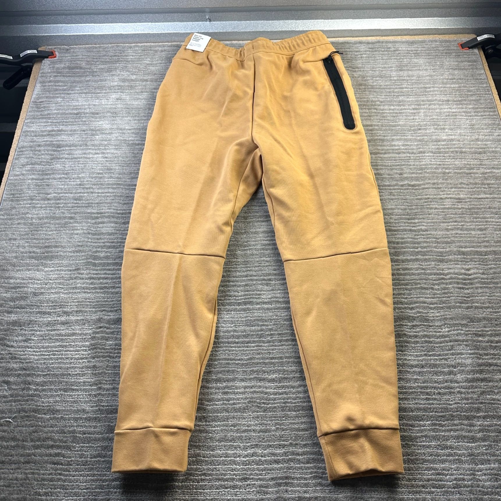Nike Nike Tech Fleece Pants Mens XL Beige Tan Khaki Jogger Sweatpants Size US 36 / EU 52 - 2 Thumbnail