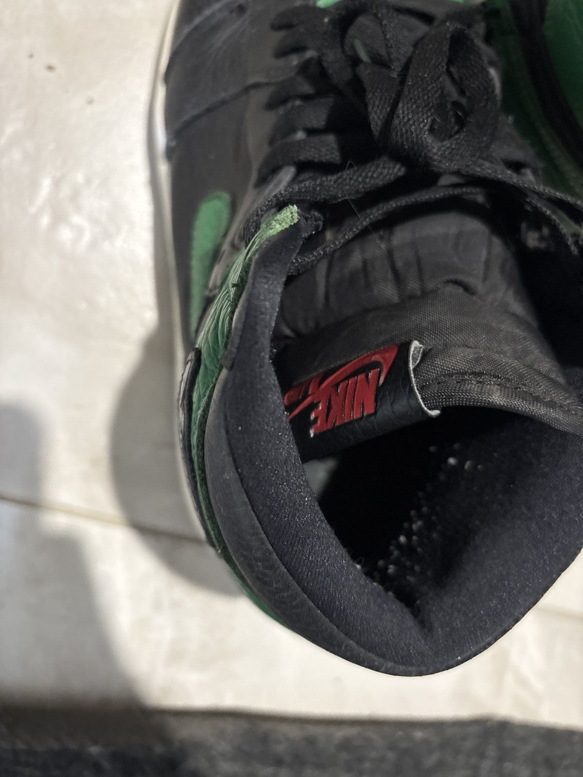 Jordan Brand Jordan 1 Retro High Pine Green Size US 9 / EU 42 - 6 Thumbnail