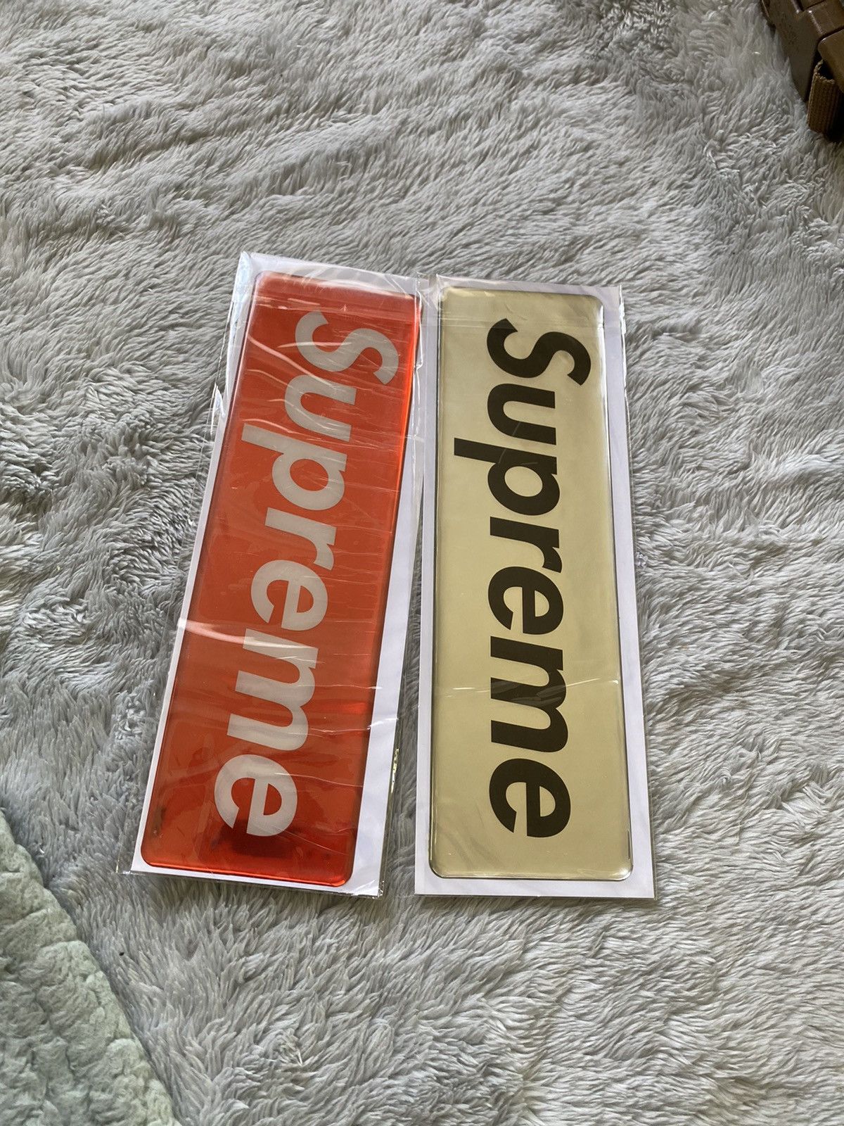 Supreme Supreme box logo sticker set of 2 plastic authentic Size ONE SIZE - 4 Thumbnail
