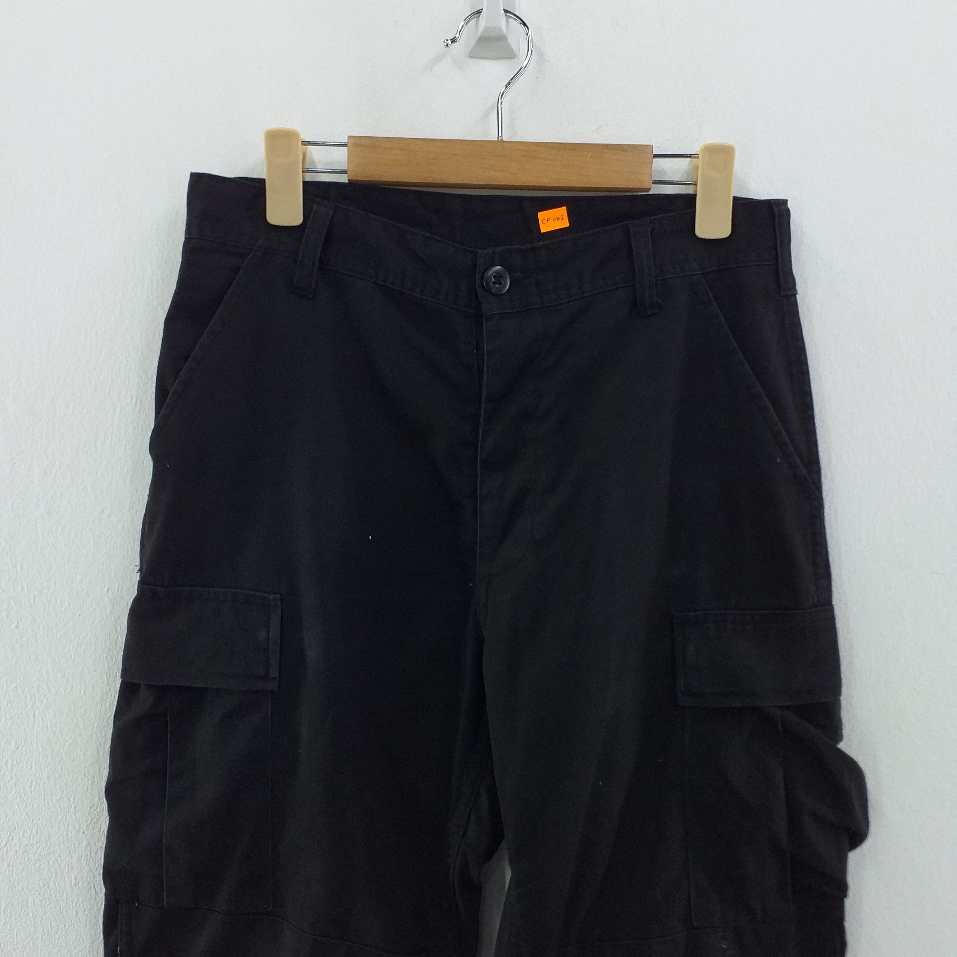 Japanese Brand Black Cargo Multi Pocket Pants -CP052 Size US 31 - 3 Thumbnail