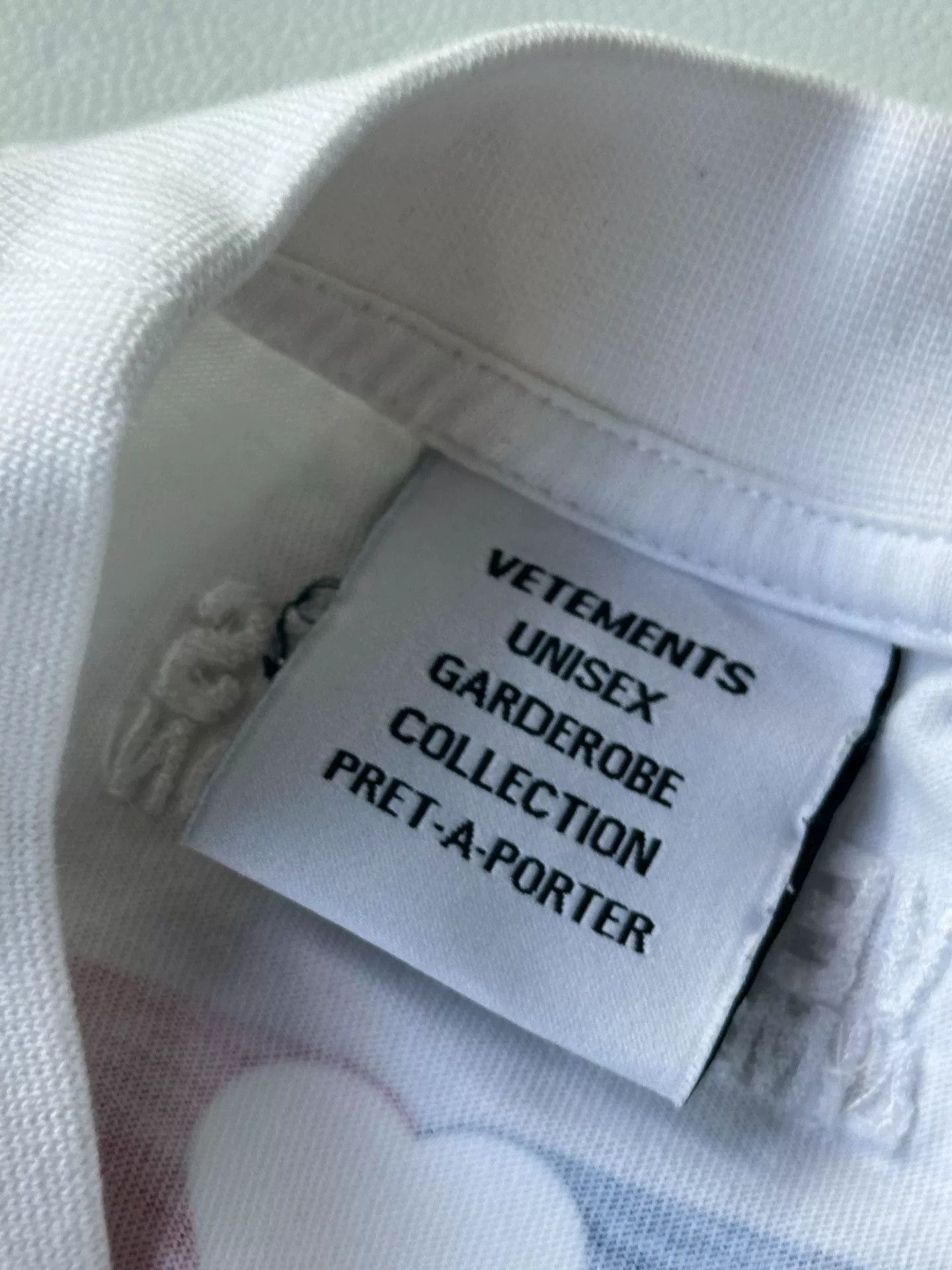 Vetements VETEMENTS Heart Print Short Sleeve Tee Size US S / EU 44-46 / 1 - 2 Thumbnail