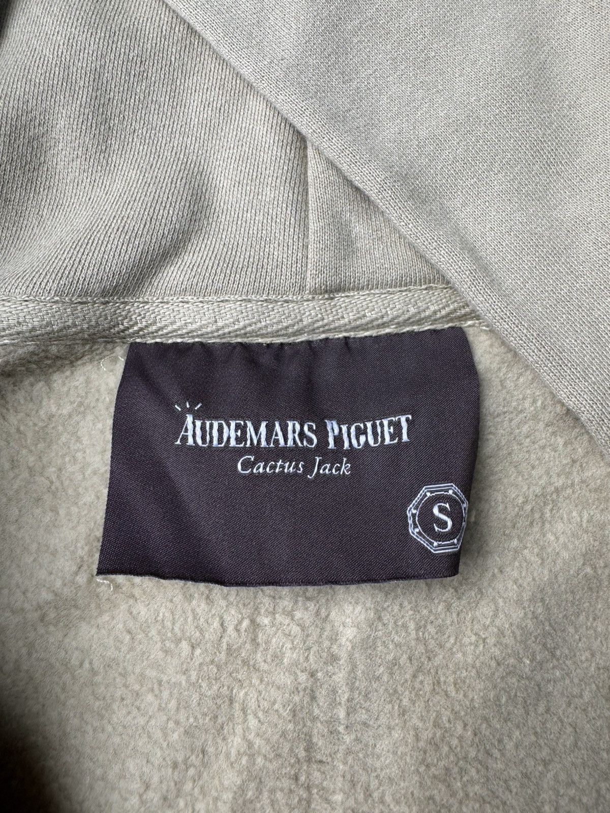 Audemars Piguet × Travis Scott CJ x AP Le Brassus zip up hoodie Size US S / EU 44-46 / 1 - 7 Thumbnail