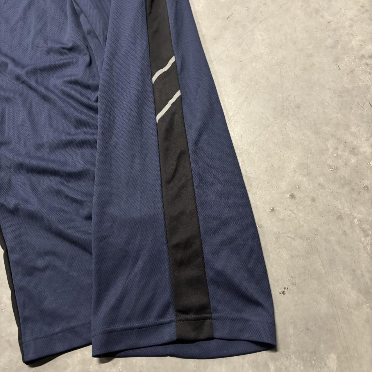 Japanese Brand × Vintage Crazy Vintage Y2K/2000s Navy Blue Streetwear Essential Track Pants! Size US 32 / EU 48 - 5 Thumbnail