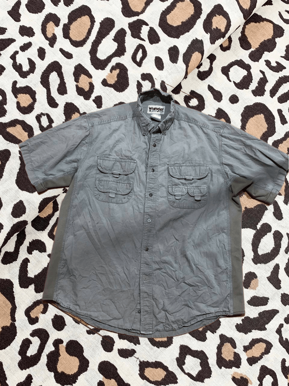 Wrangler Wrangler Short Sleeve Button Up Shirt Sz XL Size US XL / EU 56 / 4 - 1 Thumbnail