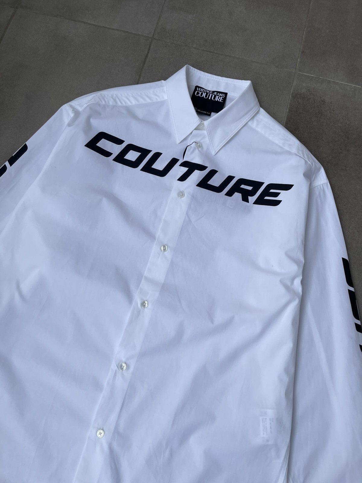 Versace !DS! SS23 Versace Logo Oversized White Shirt Size US M / EU 48-50 / 2 - 12 Thumbnail