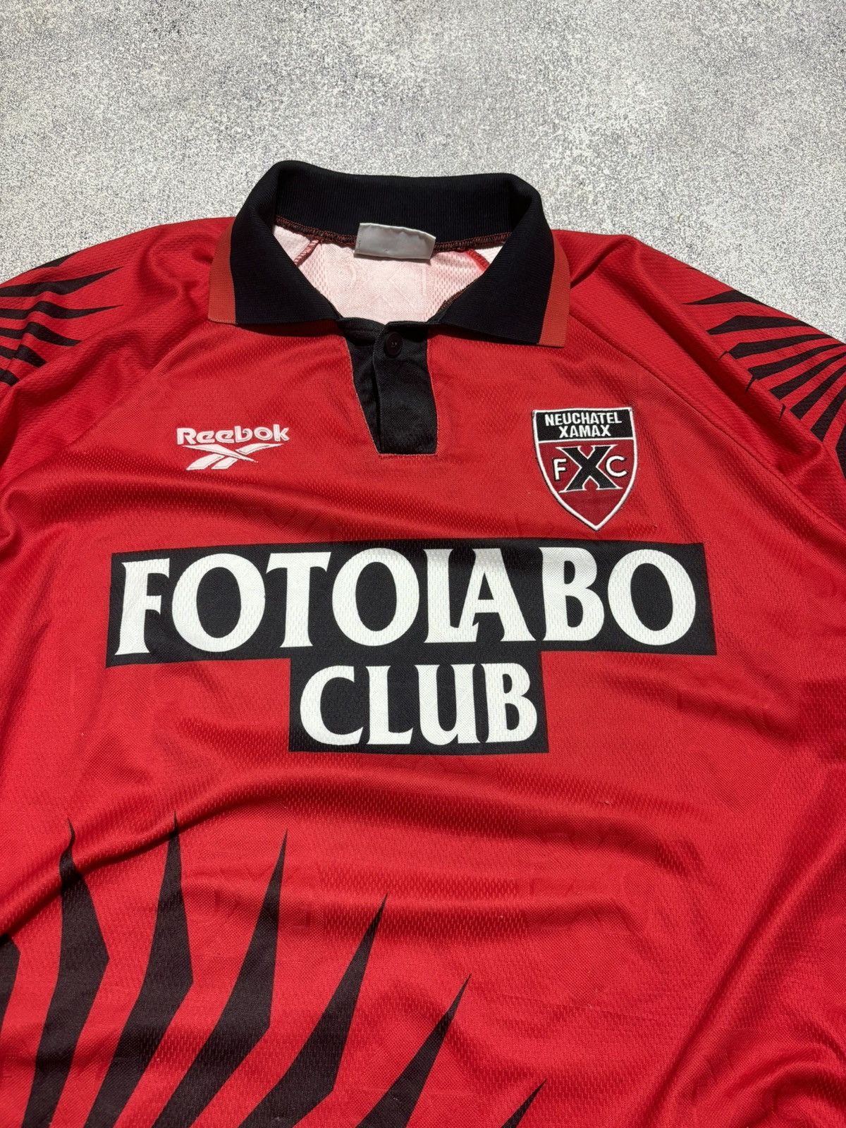 Reebok Neuchatel Xamax 1993 1994 Reebok Home Football Soccer Jersey Size US L / EU 52-54 / 3 - 6 Thumbnail
