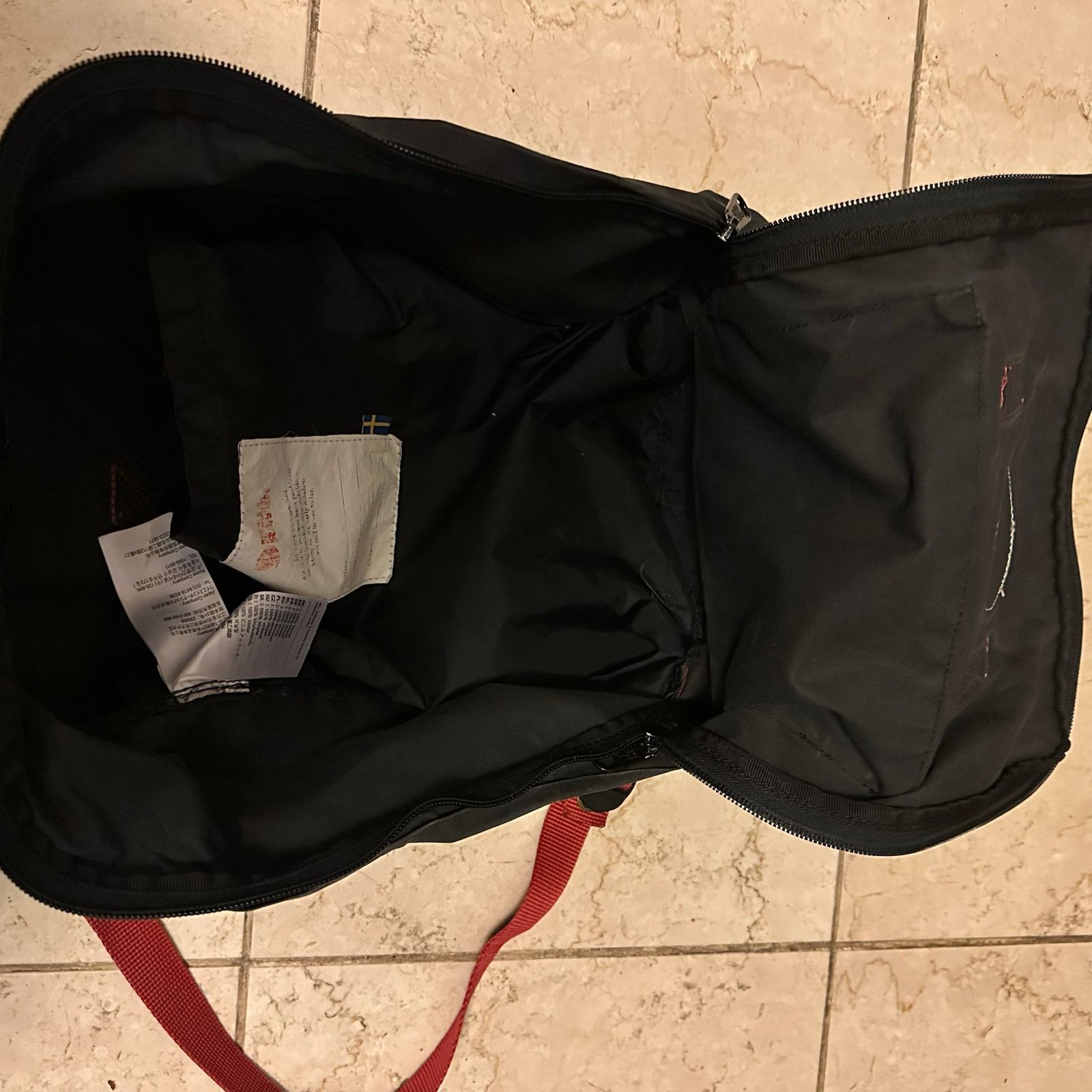 Fjallraven Fjallraven Kanken Classic Backpack Black Red Outdoor Camping Size ONE SIZE - 10 Thumbnail