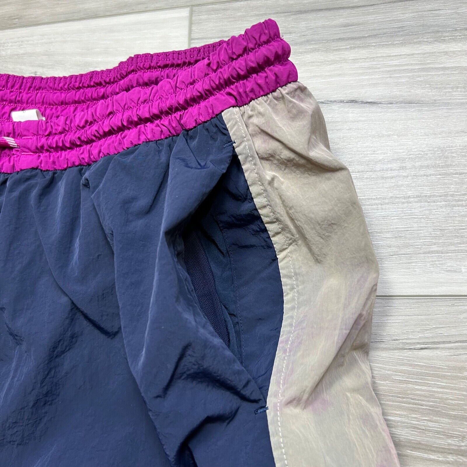 Lululemon Lululemon Track Pant Cafe Au Lait / Ripened Raspberry SIZE 6 Size 28" / US 6 / IT 42 - 5 Thumbnail
