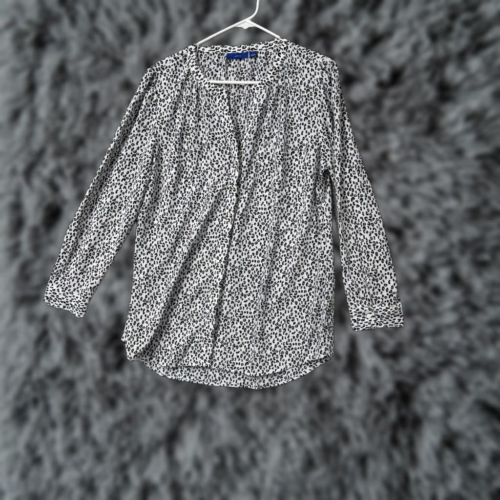 Apt. 9 APT.9 Blouse Women Large Leopard Print Tunic V-Neck Long Sleeve Pockets Office Casual White Size L / US 10 / IT 46 - 1 Thumbnail