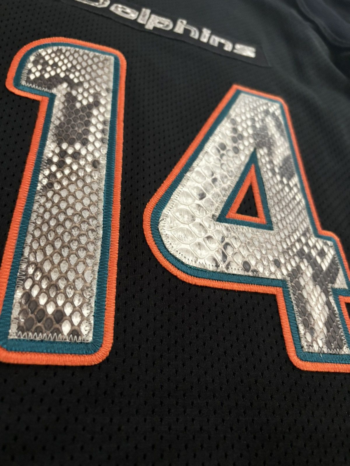Mitchell & Ness × NFL × Renzo Cardoni Dolphins Jarvis Landry Snake Skin Renzo Cordoni Jersey Size US XL / EU 56 / 4 - 2 Thumbnail