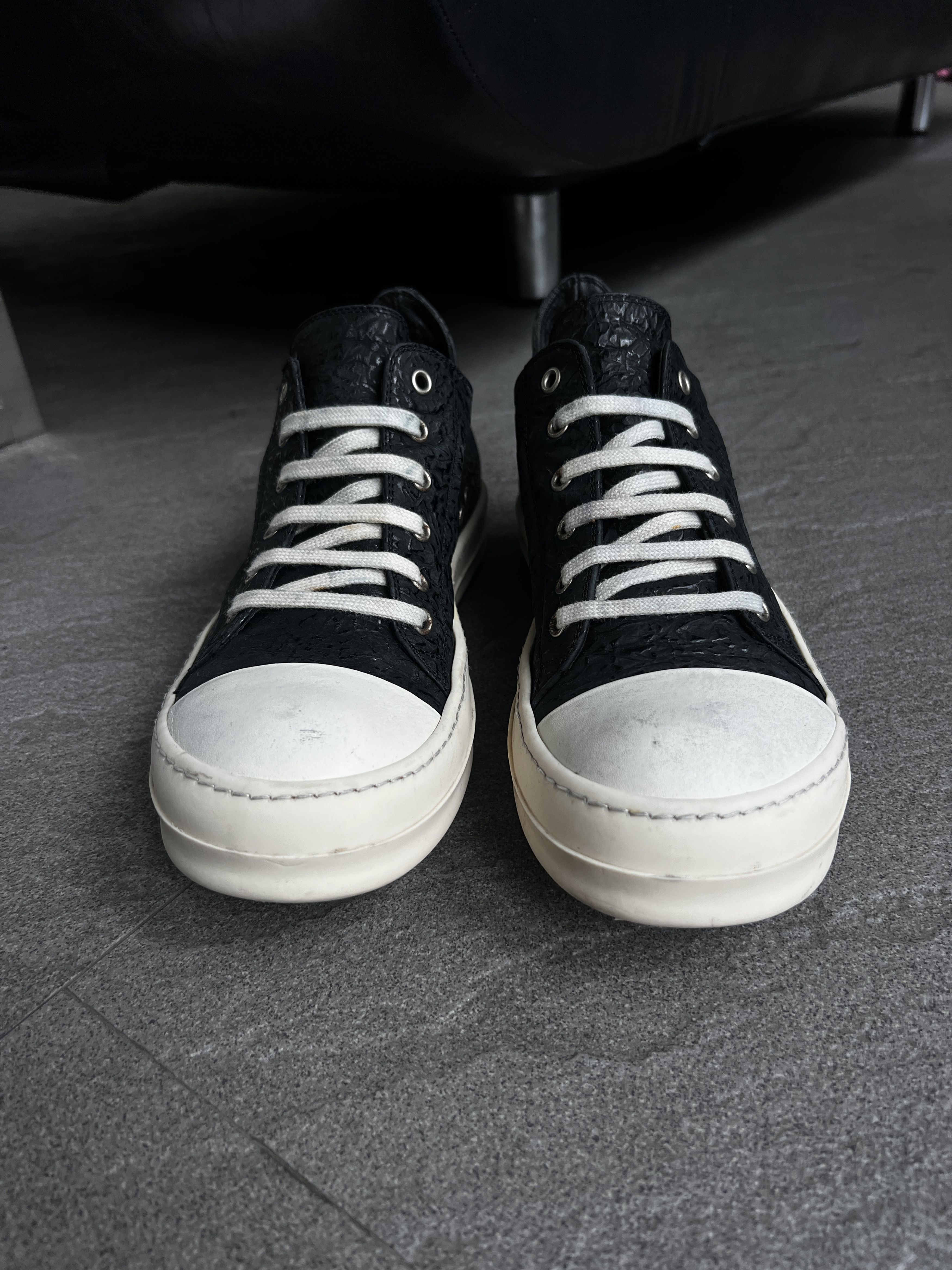 Rick Owens Rick Owens Distressed Leather Low Sneakers EU41 Size US 8 / EU 41 - 6 Thumbnail