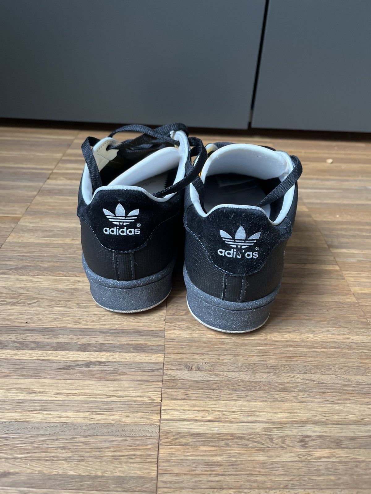 Adidas Adidas adicolor Crooked Tongues Size US 9.5 / EU 42-43 - 2 Thumbnail