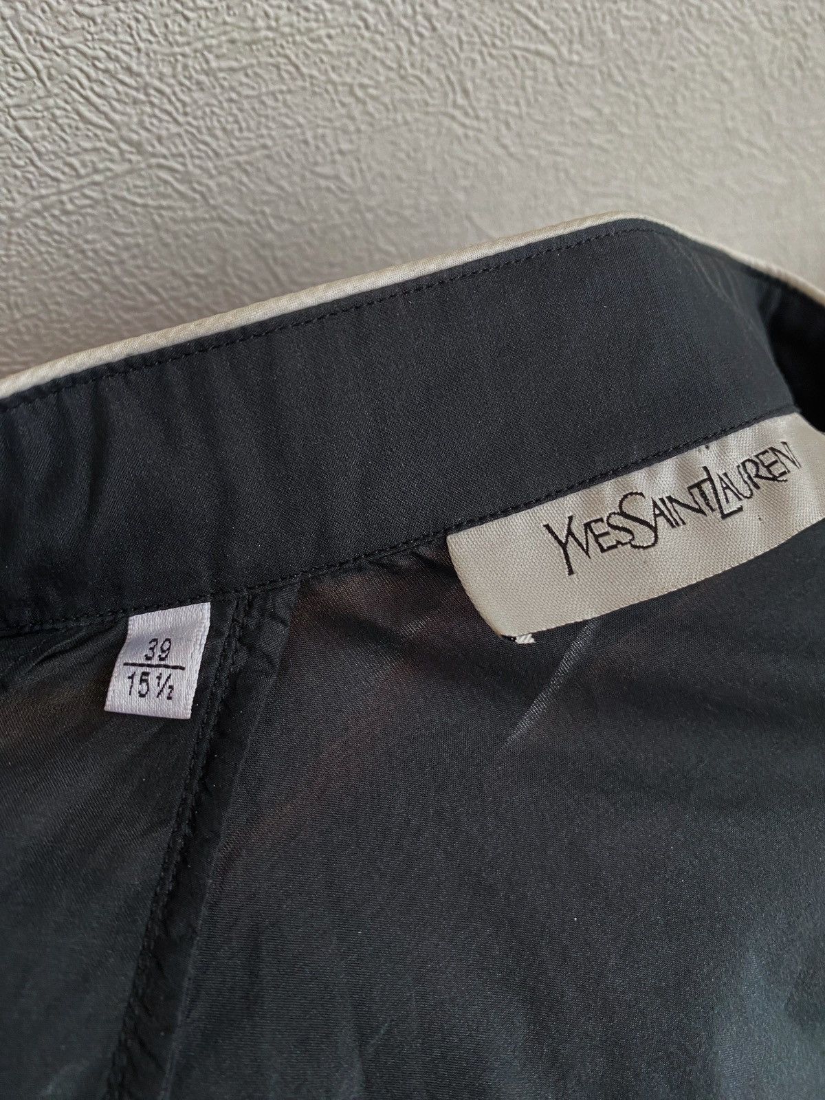 Yves Saint Laurent Yves Saint Laurent Vintage Silk Shirt Made In Italy Size US S / EU 44-46 / 1 - 13 Thumbnail