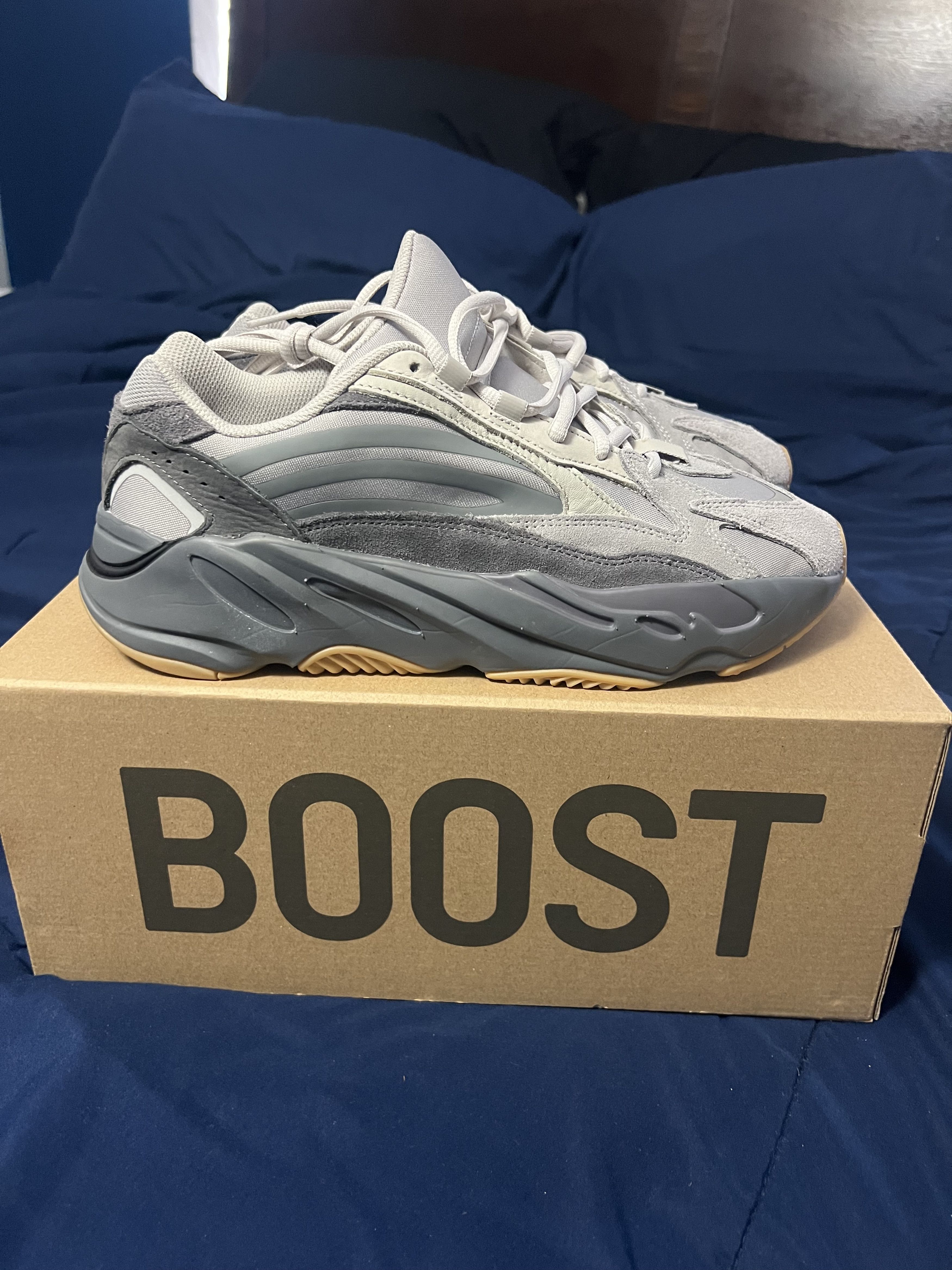 Yeezy Yeezy Boost 700 Tephra Size US 9 / EU 42 - 1 Thumbnail