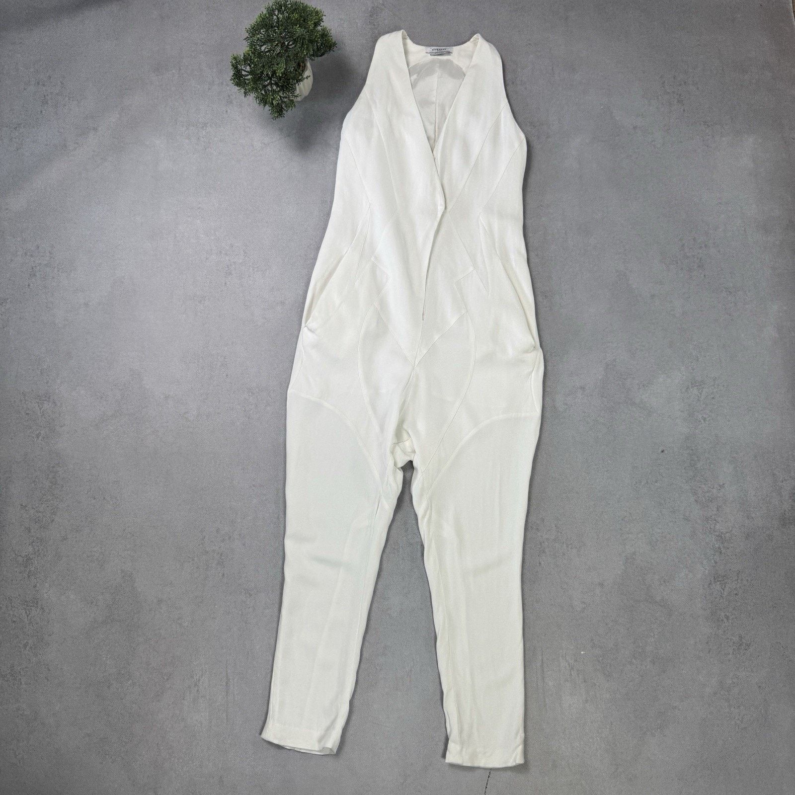 Givenchy Givenchy Women Jumpsuit White Overall Size 36 Viscose Size 26" / US 2 / IT 38 - 1 Thumbnail