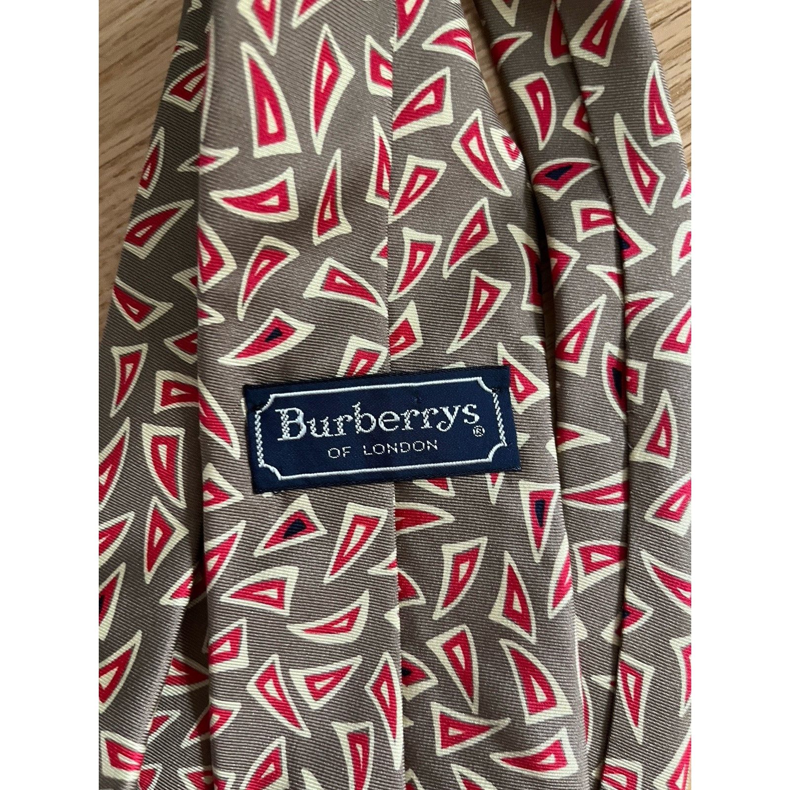 Burberry Burberry London Classic 100% Silk Tie Beautiful Design Men’s Size ONE SIZE - 2 Thumbnail