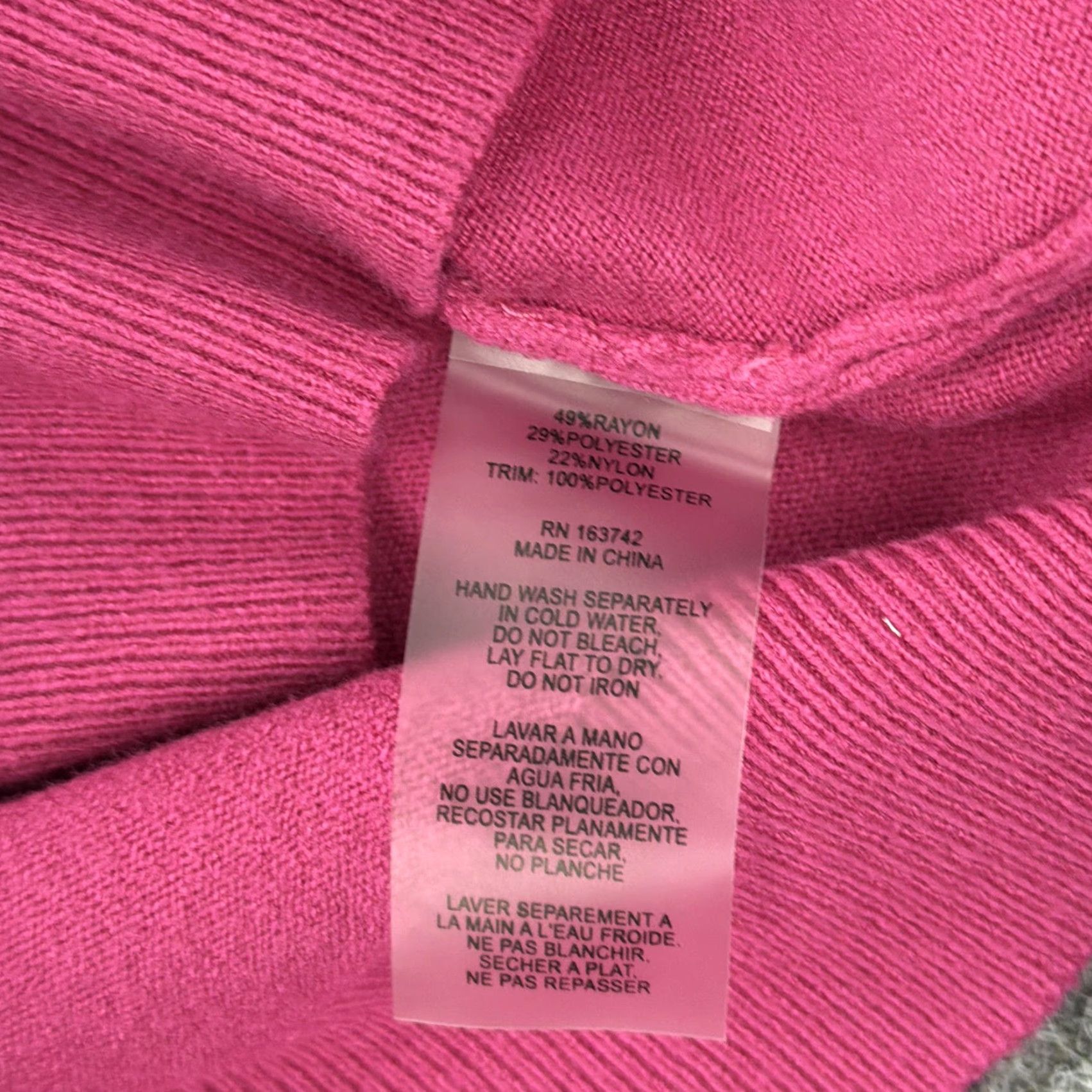 Vintage Vila Milano Sweater Womens Small Pink Hibiscus 3D Floral Rose Applique Knit Crochet Crew Neck Long Sleeve Shirt Women Pink Floral 3D Size S / US 4 / IT 40 - 6 Thumbnail