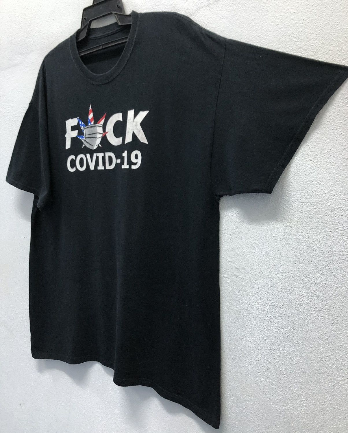 Vintage The 11:30 Club Fxck Covid-19 T-Shirt Size US XL / EU 56 / 4 - 6 Thumbnail