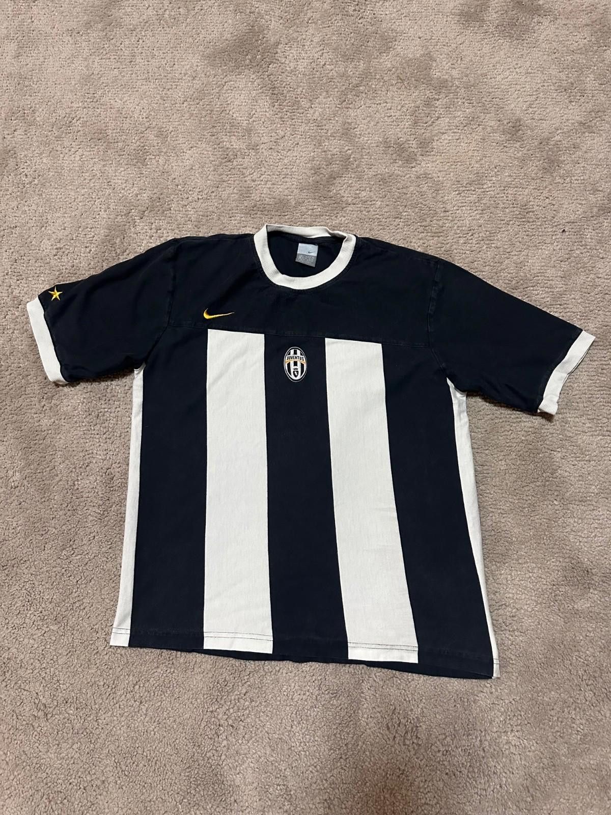 Nike Juventus Soccer Tee Nike Training Top Football T-Shirt Size US L / EU 52-54 / 3 - 1 Thumbnail