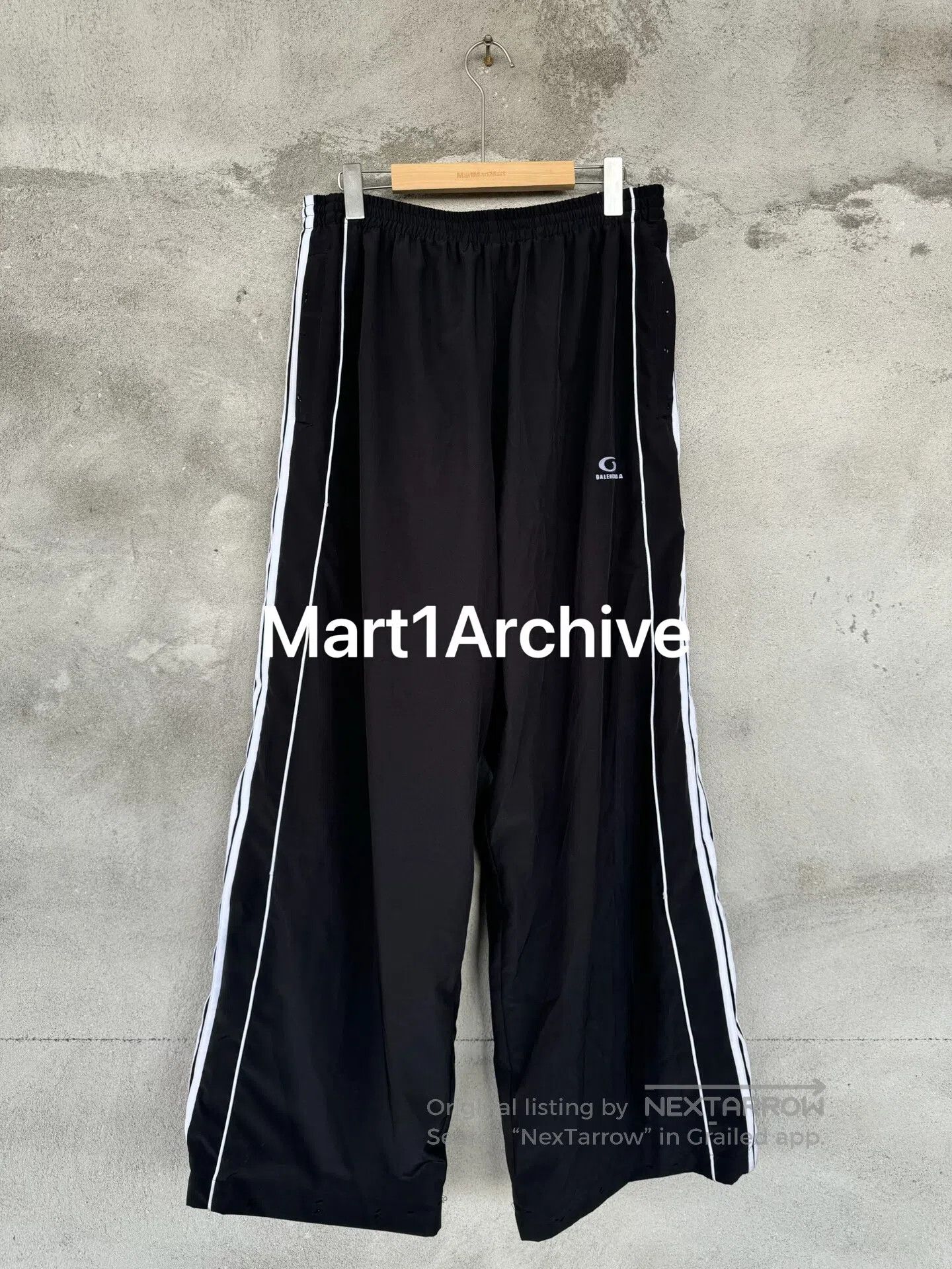 パンツ BALENCIAGA 25SS Laurel Baggy Sweatpants Balenciaga BALENCIAGA SS25 Washed Laurel Classic Baggy Sweatpants