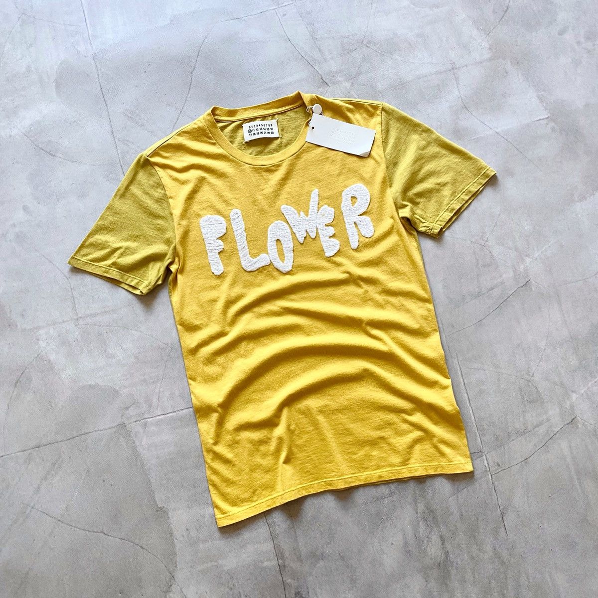 Maison Margiela Maison Martin Margiela S/S 2007 Flower MMM T-Shirt NWT Size US S / EU 44-46 / 1 - 1 Thumbnail