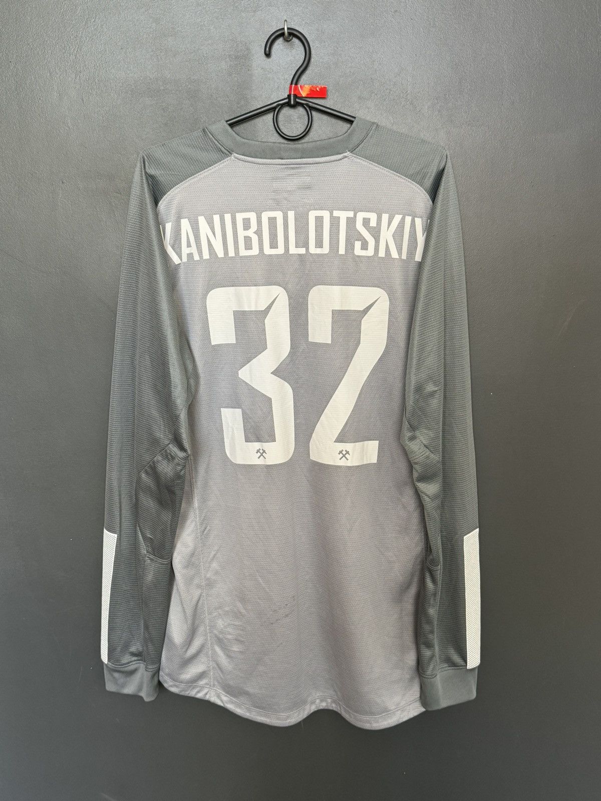 Nike Shakhtar Donetsk Player Issue Goalkeeper Football Jersey Size US L / EU 52-54 / 3 - 1 Thumbnail