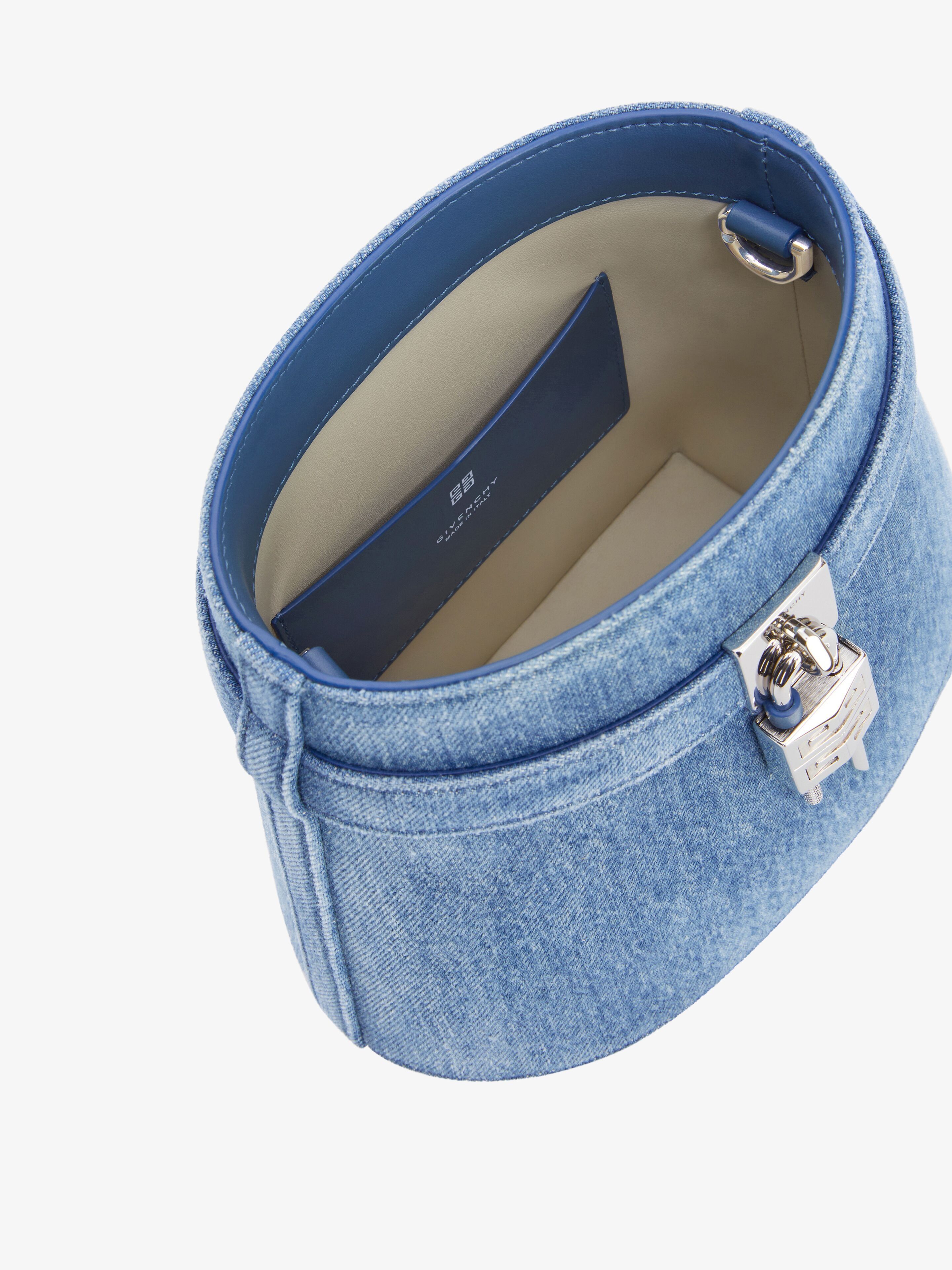 Givenchy o1srvl11e0925 Size: OS / Shark Lock Bucket Bag Washed Denim Size ONE SIZE - 6 Thumbnail
