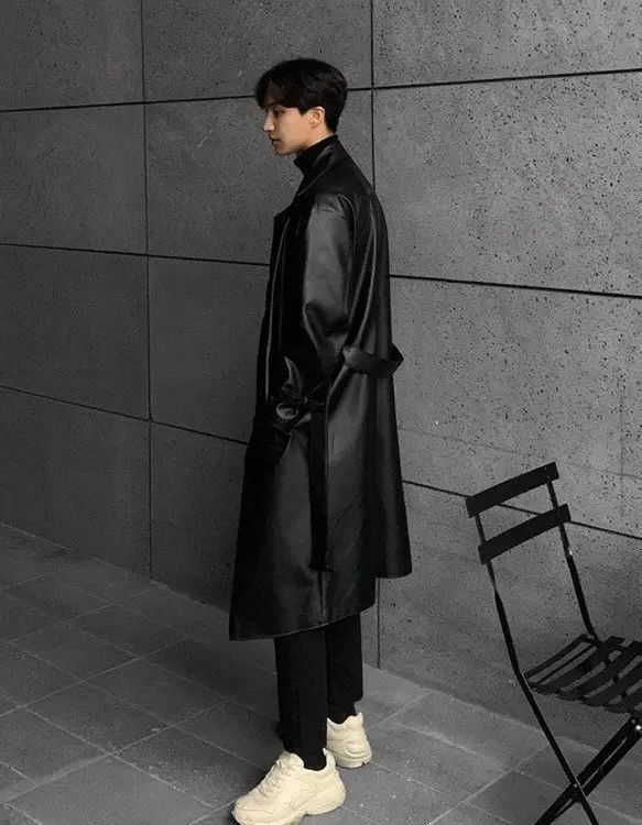 VIBE Streetwear style Long Black Faux Leather trench coat y2k Size US L / EU 52-54 / 3 - 4 Thumbnail