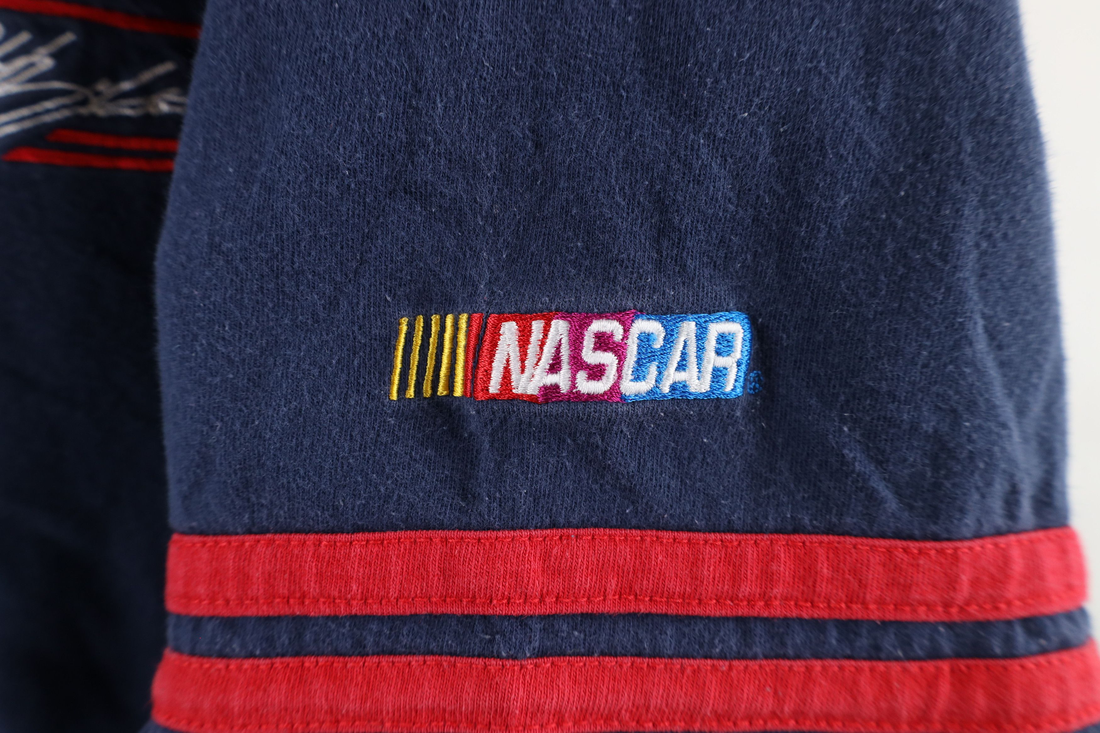 Vintage Vintage 90s NASCAR Out Jeff Gordon Racing V-Neck T-Shirt Size US XL / EU 56 / 4 - 5 Thumbnail