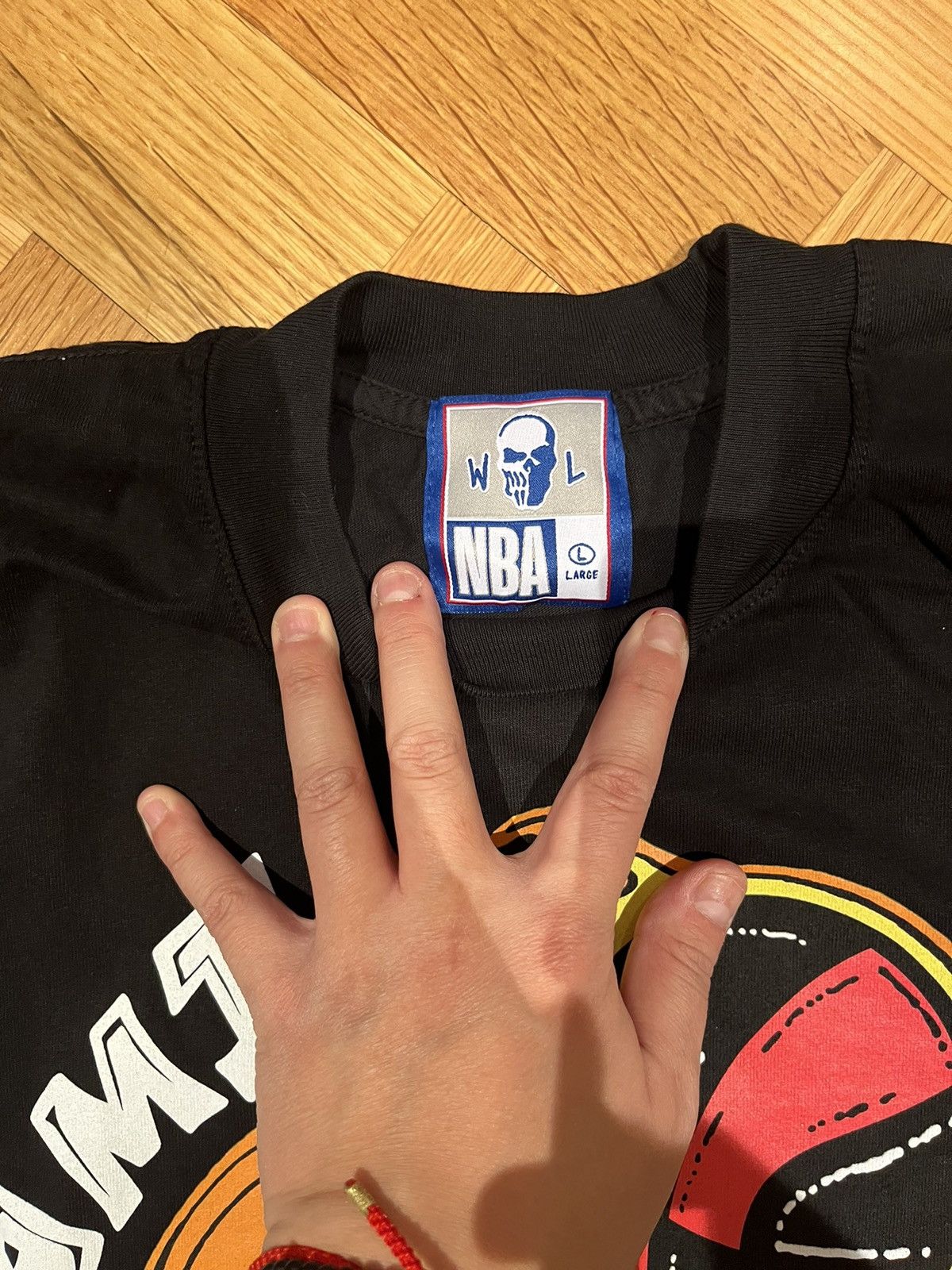 NBA × Warren Lotas Warren Lotas x NBA Miami Heat Hot Hot Hot Tee Size US L / EU 52-54 / 3 - 2 Thumbnail