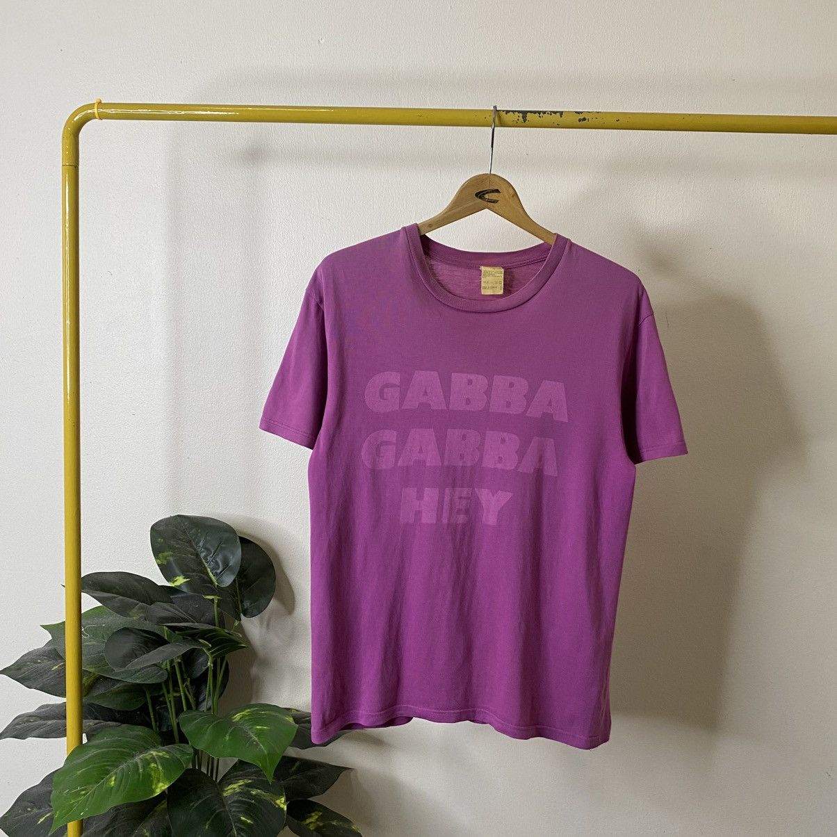 A.P.C. APC Section Musicale x Ramones Gabba Gabba Hey Tee Size US M / EU 48-50 / 2 - 1 Thumbnail
