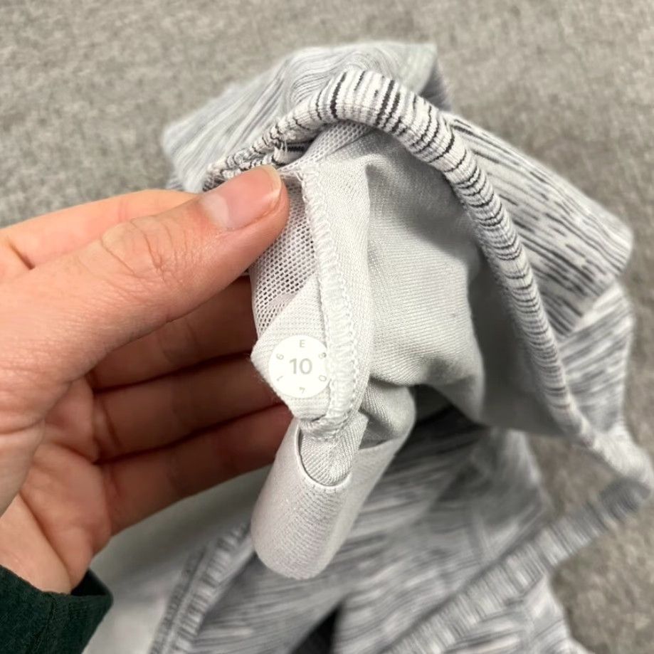 Lululemon LULULEMON Power Pose Y Tank Top Womens Size 10 Heather Gray Gym Yoga Active Work Size L / US 10 / IT 46 - 7 Thumbnail