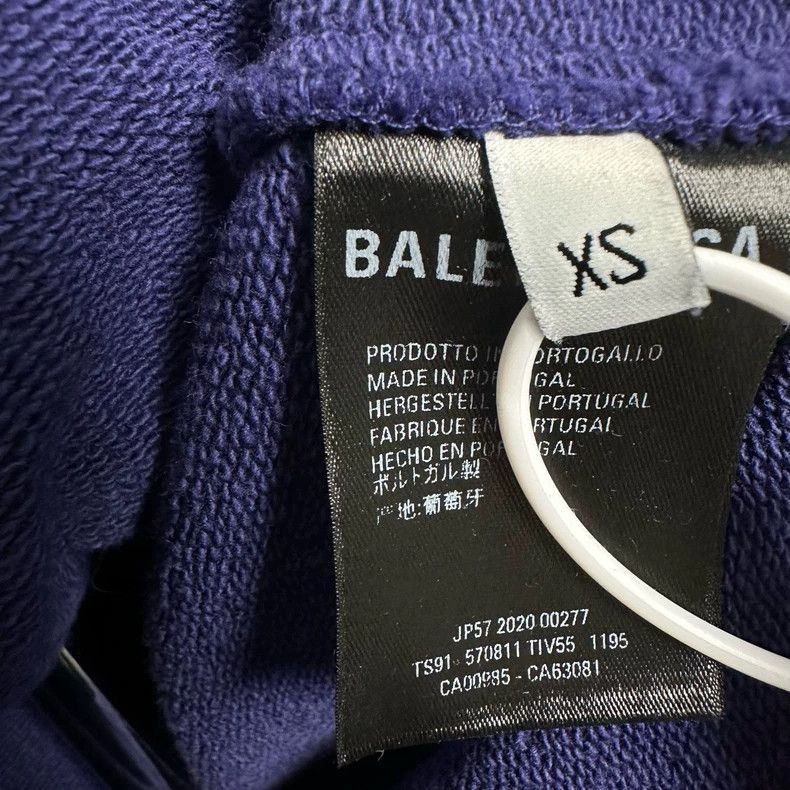 Balenciaga Balenciaga Copy write logo printed hoodie 2502-Nextarrow Size US XS / EU 42 / 0 - 7 Thumbnail